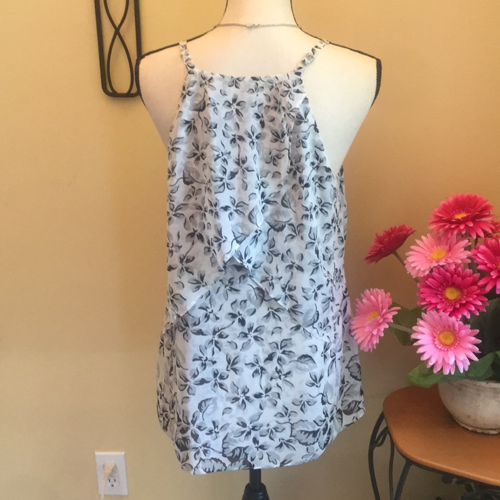 CAbi gray flower top - Picture 3 of 4